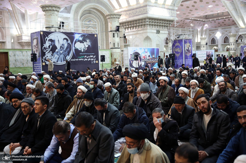 مراسم جشن شب 22 بهمن در حرم امام خمینی (س)