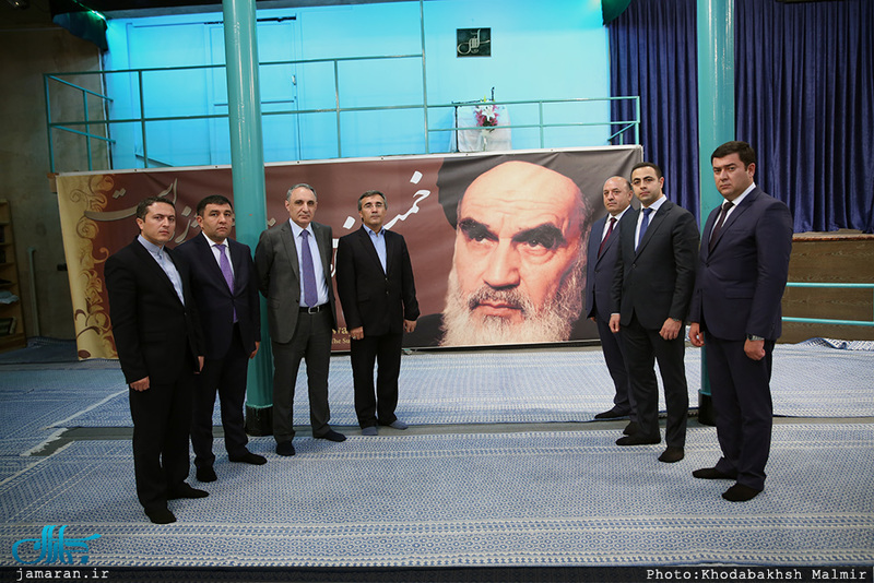 بازدید رئیس سازمان بازرسی کشور آذربایجان از بیت امام خمینی (س) در جماران 