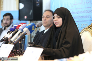 نشست «گفتمان توحیدی اخلاقی‌ امام‌ خمینی(س) در دنیای معاصر؛ دستاوردها و آینده فرارو» (2)