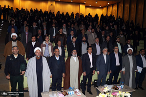 بازدید وزیر ارشاد از بیت و زادگاه حضرت امام در خمین