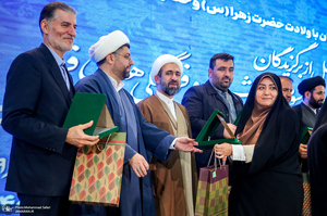 مراسم تجلیل از دانش آموزان برگزیده فرهنگی، هنری و قرآن، عترت و نماز منطقه 19