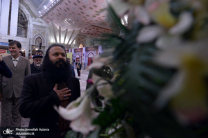 تجدید میثاق جمعی از هنرمندان حوزه هنری با آرمان های حضرت امام(س)