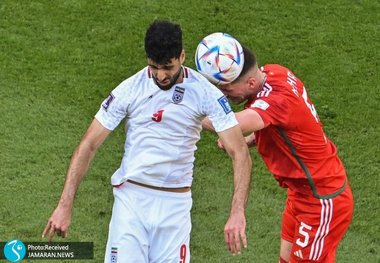 عکس و ویدیوl اخراج مستقیم دروازه بان ولز با خطا روی طارمی