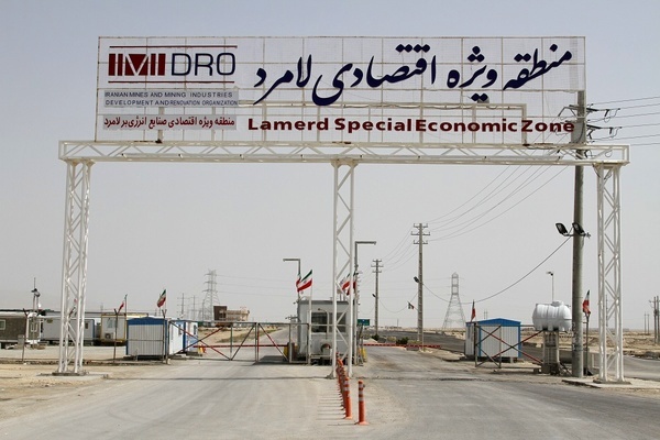 عملیات اجرایی انتقال گاز به منطقه ویژه اقتصادی لامرد پایان یافت