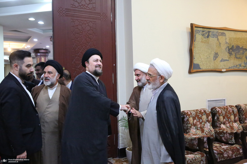 حاشیه تجدید میثاق اعضای مجلس خبرگان رهبری با آرمان‌های امام خمینی(س)؛