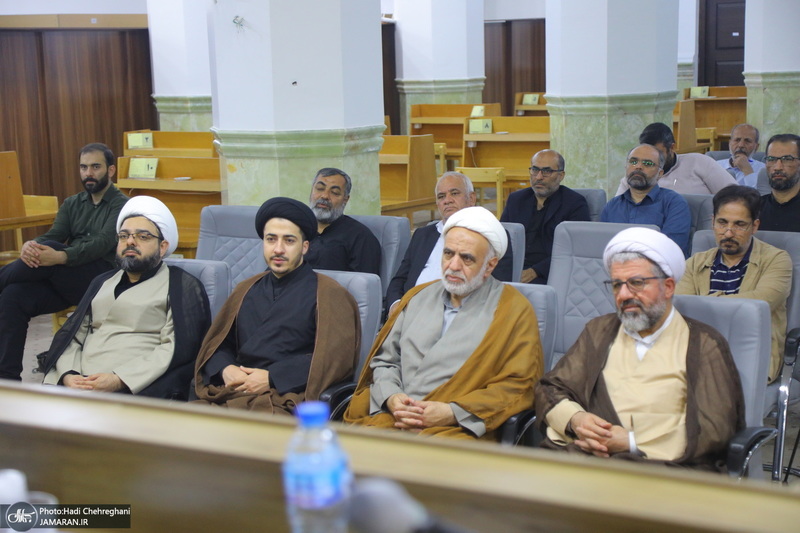نشست علمی «امام خمینی (س)، حوزه پیشرو و سرآمد و بایسته های فقه کارآمد»
