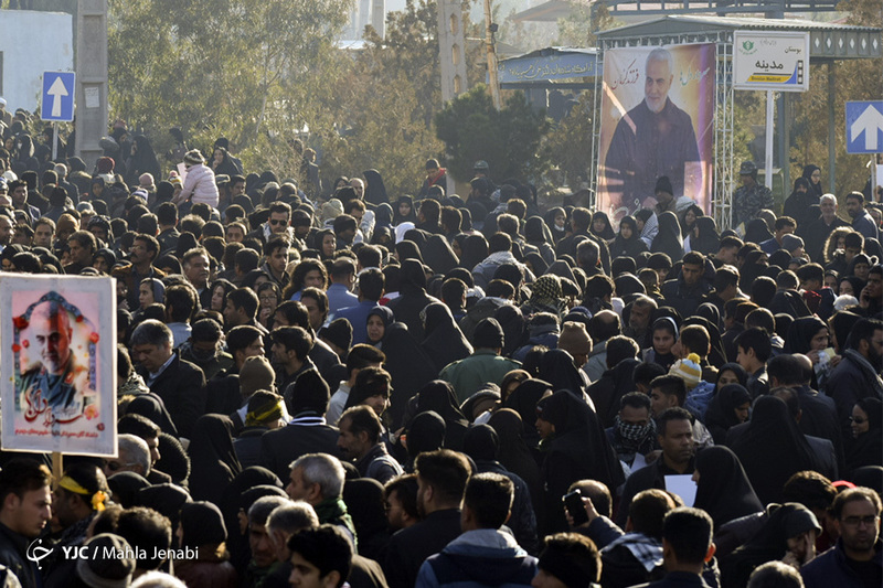 مراسم تشییع و خاکسپاری سردارحاج قاسم سلیمانی در کرمان