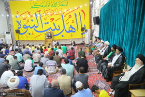 مراسم جشن عید غدیر و عمامه‌گذاری طلاب در بیت مراجع  تقلید و علما