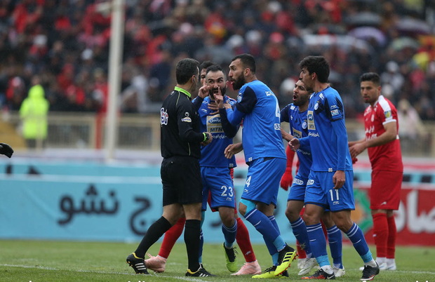 حواله‌ استقلالی‌ها نقد شد
