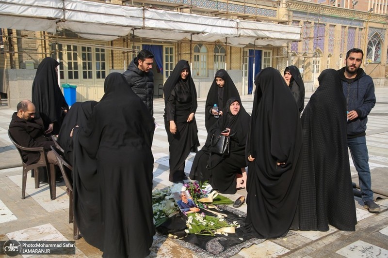 مراسم تشییع و خاکسپاری پدر دکتر جوادی یگانه