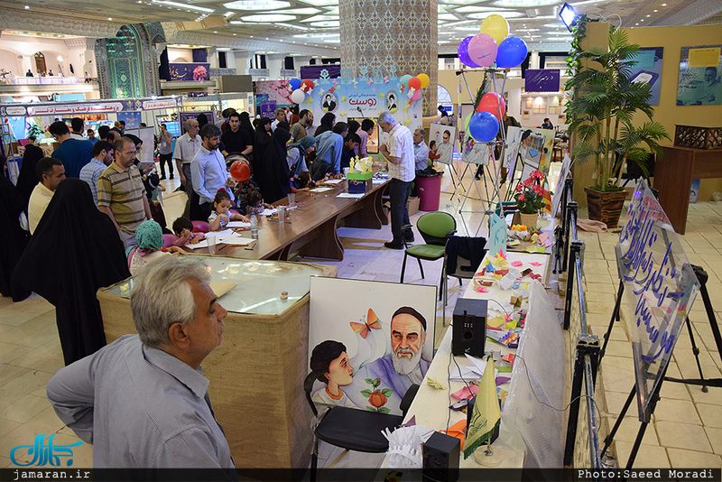 غرفه موسسه تنظیم و نشر آثار امام خمینی(س) در نمایشگاه بین المللی قرآن کریم