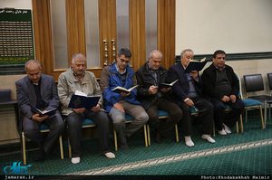 مراسم ترحیم مادر یکی از کارکنان موسسه تنظیم و نشر آثار امام خمینی(س)