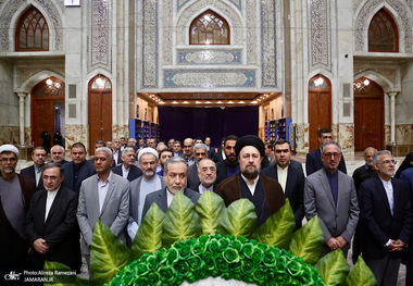 تجدید میثاق وزیر، معاونان و کارکنان وزارت امور خارجه -1