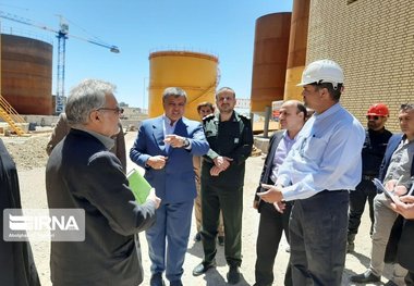 فرماندار : پالایشگاه نفت و گاز پیروزی شاهرود راه‌اندازی می‌شود