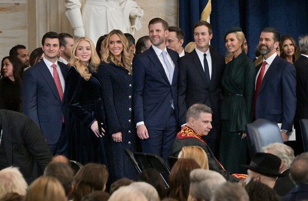 عروس ترامپ از رقابت بر سر کرسی کنگره کناره گیری کرد