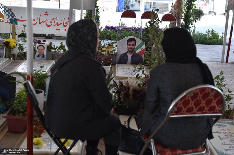 زیارت اهل غبور در آخرین پنجشنبه سال در بهشت زهرا (س) تهران