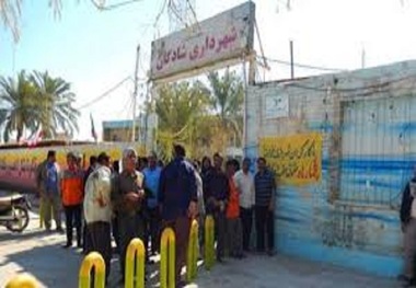 پرداخت مطالبات کارگران شهرداری شادگان در دست پیگیری است