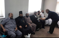 دیدار جمعی از علمای اهل سنت مقیم انگلستان با یادگار امام