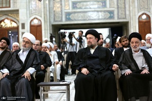 ادای احترام مهمانان خارجی کنفرانس وحدت اسلامی به مقام شامخ حضرت امام خمینی (س)
