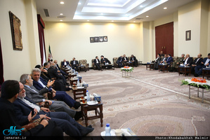 حاشیه های تجدید میثاق رئیس جمهور و هیات دولت با آرمان حضرت امام(س)