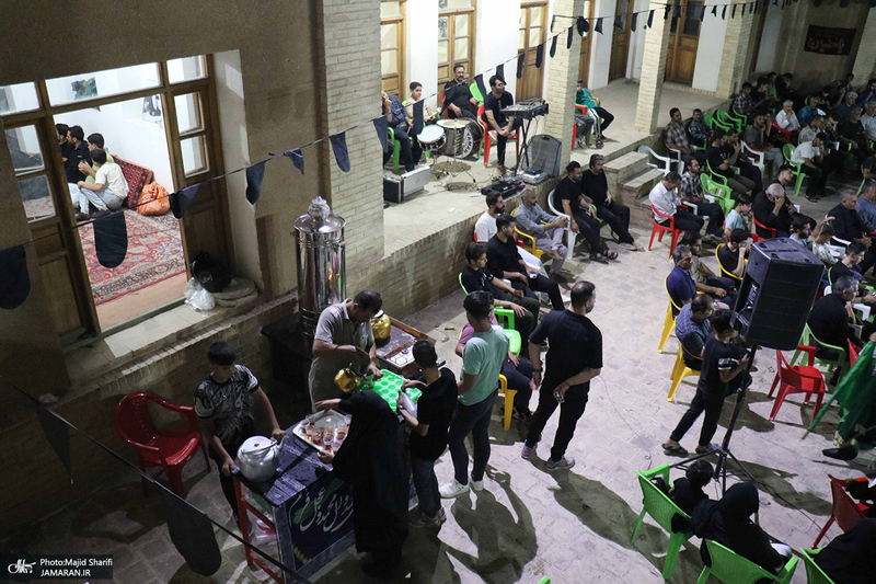 تعزیه خوانی در بیت و زادگاه امام خمینی (س)