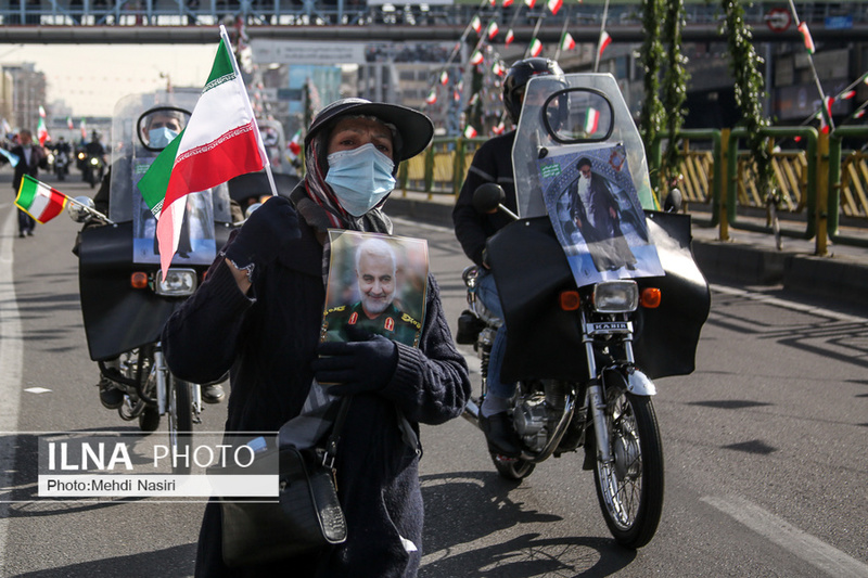 راهپیمایی 22 بهمن در تهران -1