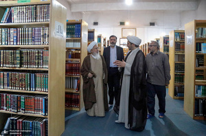 بازدید آیت الله العظمی جوادی آملی از کتابخانه موسسه امام جعفرصادق (ع)
