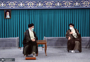 دیدار میهمانان کنفرانس وحدت اسلامى‌ و جمعی از مسئولان نظام با رهبر معظم انقلاب