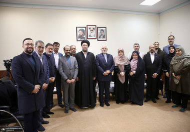 دیدار ظریف و جمعی از معاونین با سید حسن خمینی 