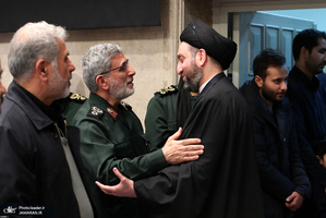 مراسم بزرگداشت شهید حاج قاسم سلیمانی و همرزمانش در حسینیه امام خمینی (ره)