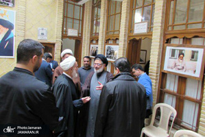 بازدید حجت الاسلام والمسلمین ناطق نوری از بیت امام خمینی(س) در نجف اشرف