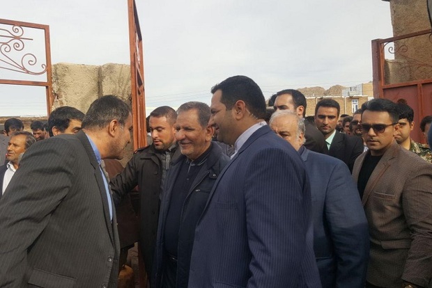 مشکلات مناطق زلزله‌ زده کرمانشاه باید به سرعت رسیدگی شود