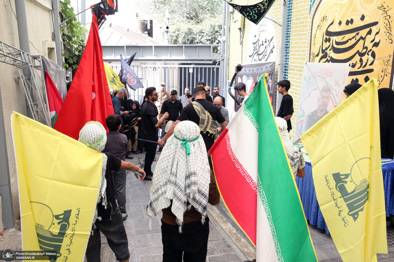 همایش جهانی سه ساله های حسینی در حسینیه جماران 1