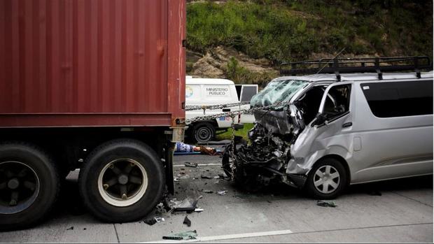 عکس/ مرگبارترین حادثه جاده ای در آمریکا طی 9 سال اخیر