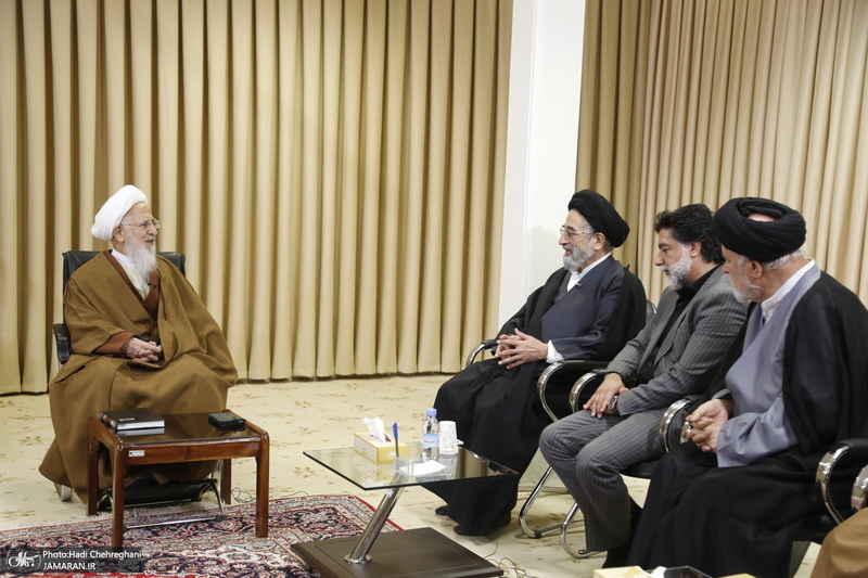 دیدار اعضای موسسه ریحانة النبی با آیت الله العظمی جوادی آملی