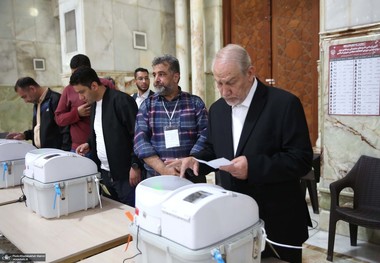 سرلشکر رحیم‌صفوی: در انتخابات، افرادی را انتخاب کنید که به حضرت آقا ایمان داشته باشند؛ خود را نفر دوم کشور بدانند نه نفر اول کشور