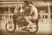 موتورسواری مجتبی محرمی در دوران اوج فوتبالش!+عکس