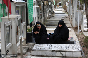 مراسم غبارروبی و عطر افشانی مزار مطهر شهدا