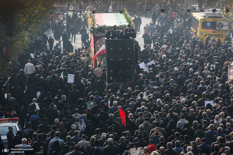 مراسم تشییع پیکرهای مطهر 100 شهید گمنام در تهران-5