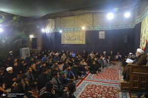 مراسم عزاداری دهه اول ماه صفر در بیت مرحوم آیت الله شاه آبادی‎