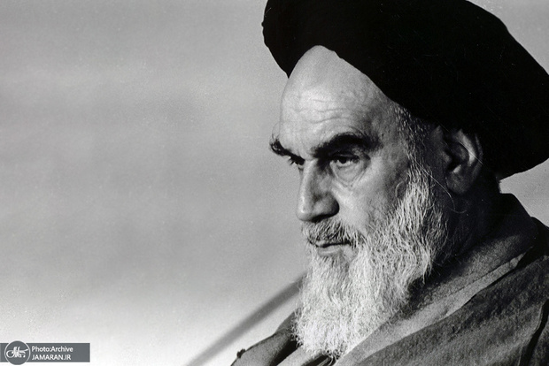 نقش امام خمینی در مرحله آغازین جنگ چه بود؟