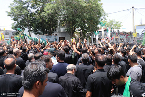 مراسم عزاداری و نخل گردانی روز عاشورا در خمین