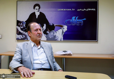 ساداتیان: برخی در داخل نگران هستند که روحانی و ظریف بتوانند برجام را احیا کنند