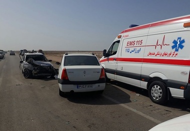 2 حادثه رانندگی در جاده هندیجان - دیلم پنج مصدوم برجا گذاشت