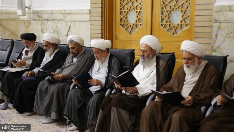 مراسم بزرگداشت آیت الله العظمی شبیری زنجانی (ره) توسط آیت الله للعظمی مکارم شیرازی
