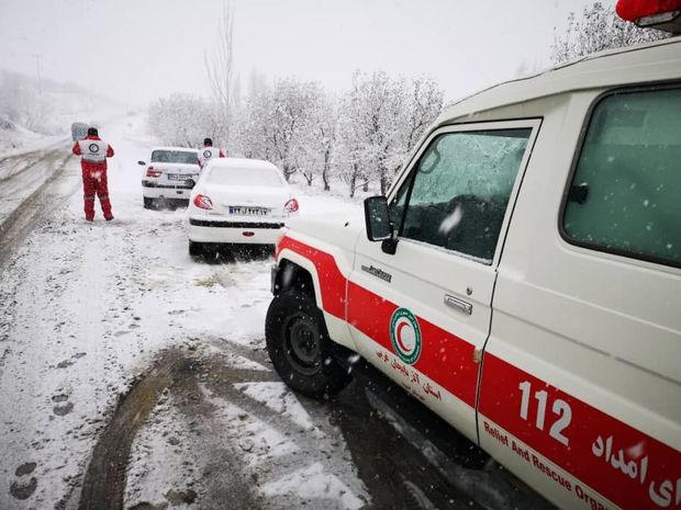 امدادرسانی به ۲۳۰ مسافر حادثه‌دیده در آذربایجان‌غربی