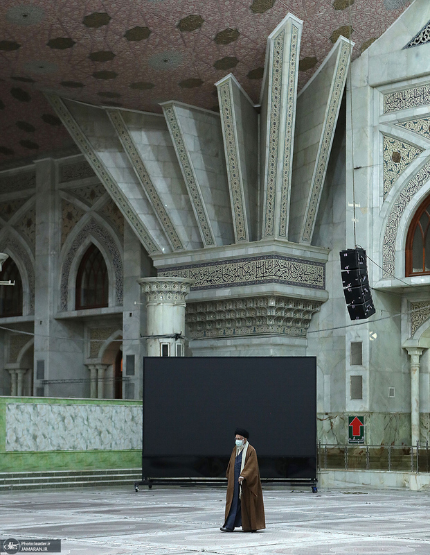 حضور رهبر معظم انقلاب در حرم مطهر حضرت امام خمینی(س)