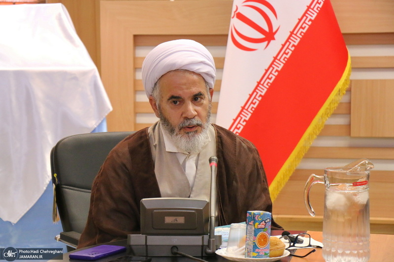 رونمایی از کتاب بررسی «نظریه خطابات قانونی»