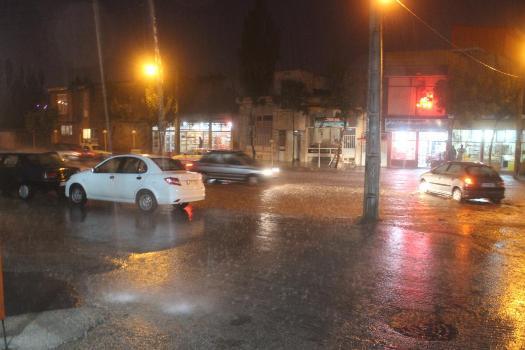 باران به هوای پاییزی اردبیل طراوت بخشید