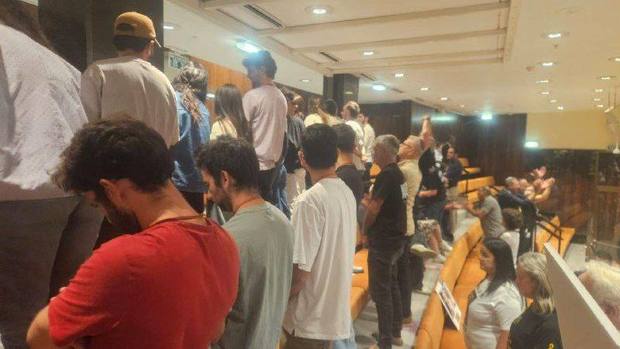 خانواده‌های کشته ‌شدگان اسرائیلی هنگام سخنرانی نتانیاهو به او پشت کردند + عکس